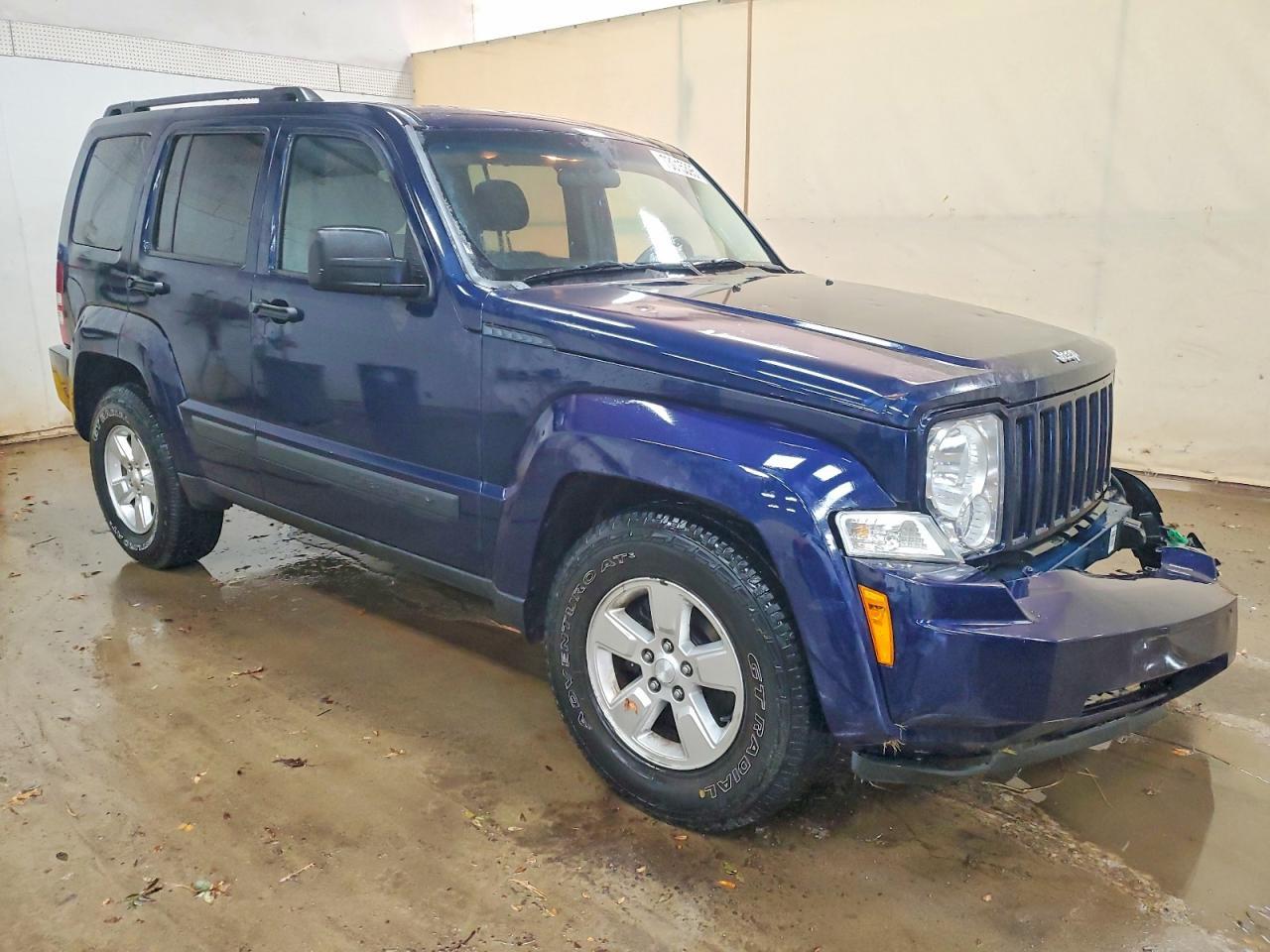 2012 Jeep Liberty Sport - Фото 4