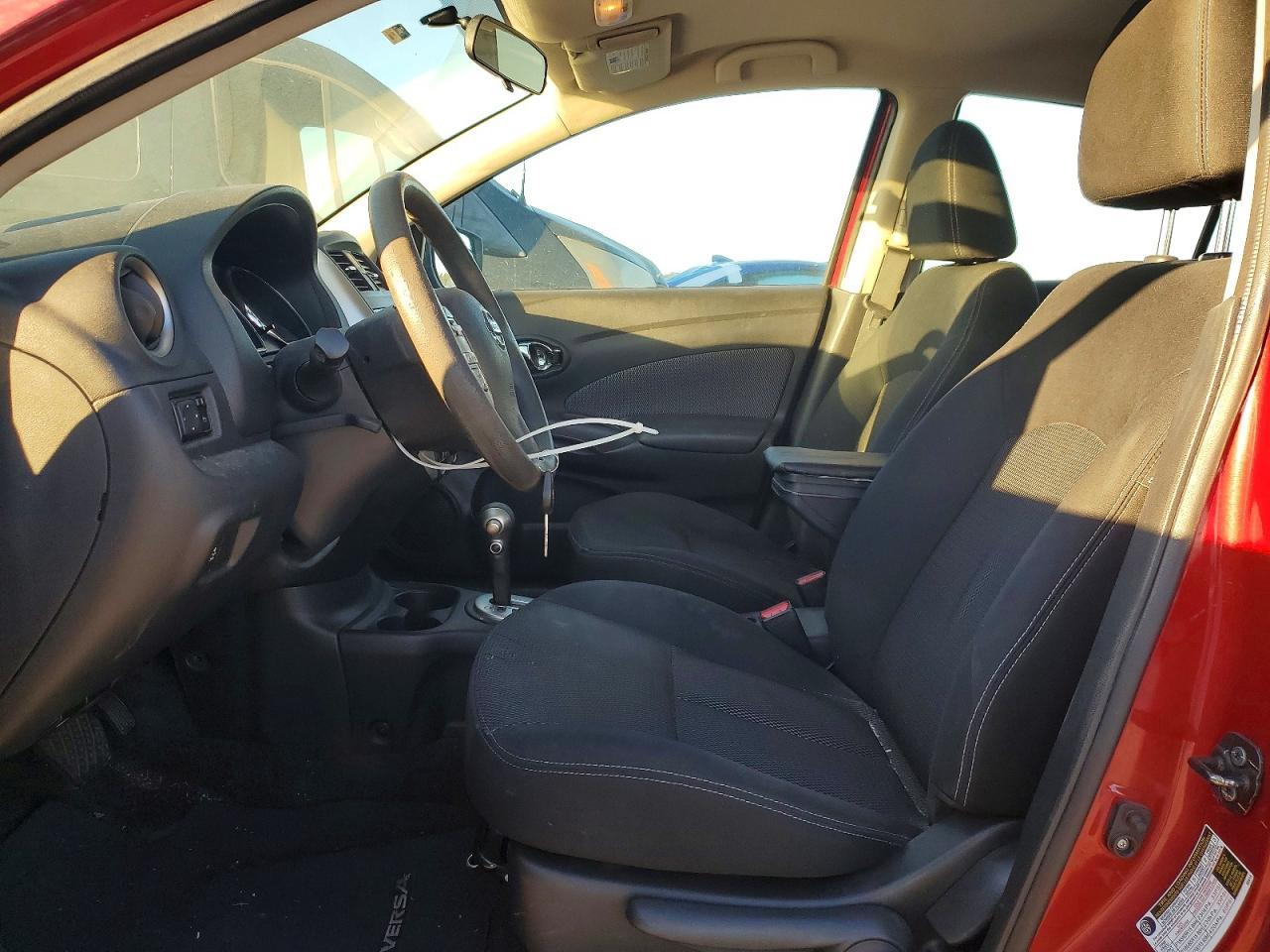 2015 Nissan Versa S - Фото 7
