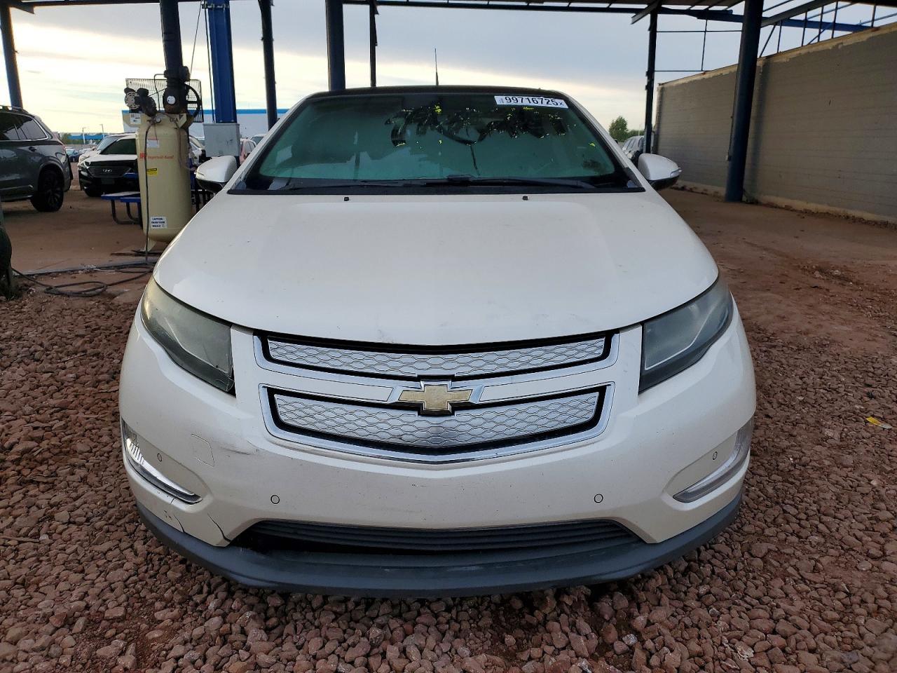 2012 Chevrolet Volt - Image 5