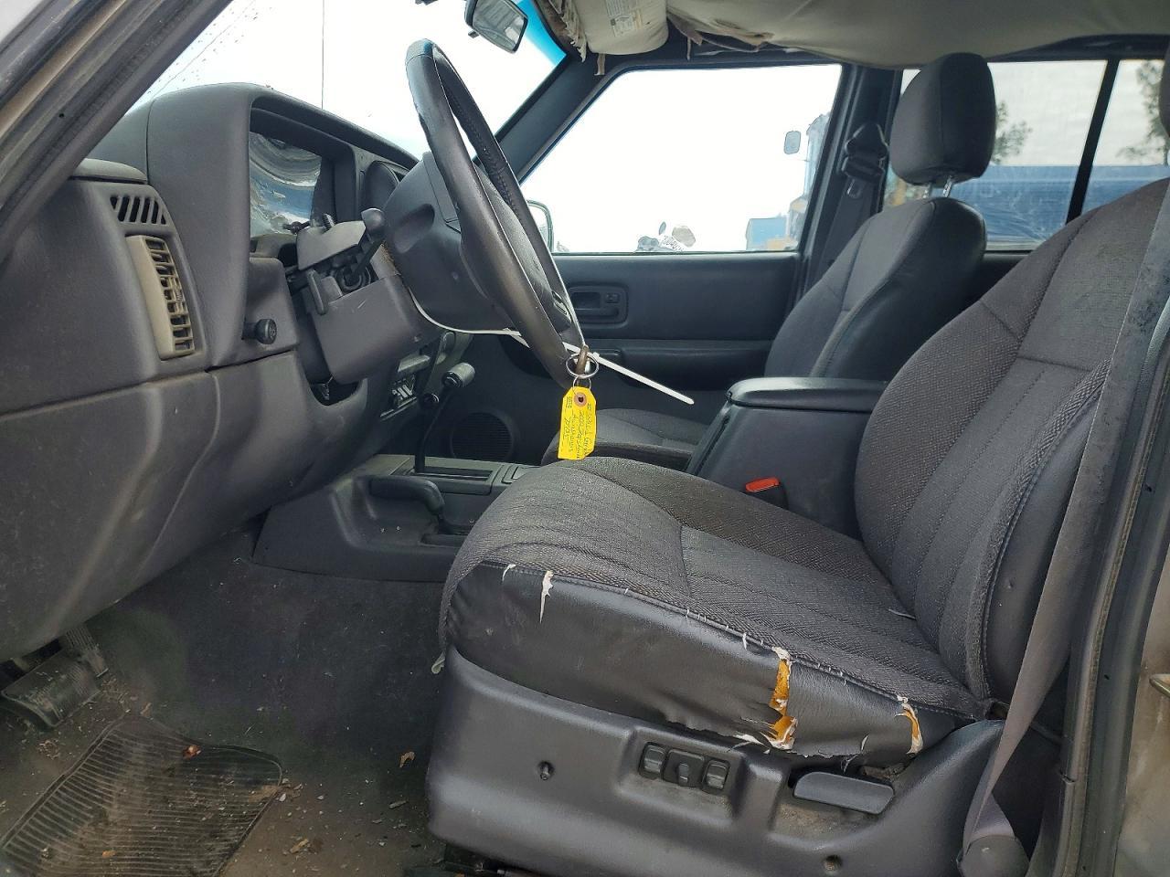2000 Jeep Cherokee Classic - Фото 7