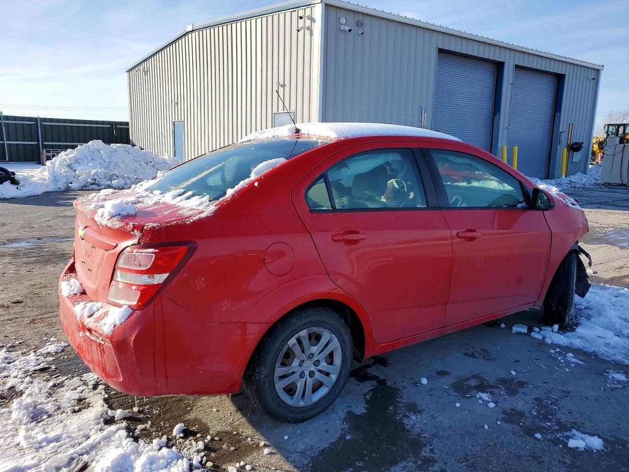 2018 Chevrolet Sonic Ls - Фото 3
