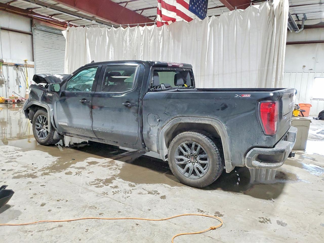 2021 GMC Sierra K1500 Elevation - Фото 2