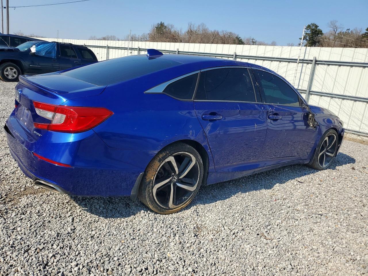 2018 Honda Accord Sport - Image 3
