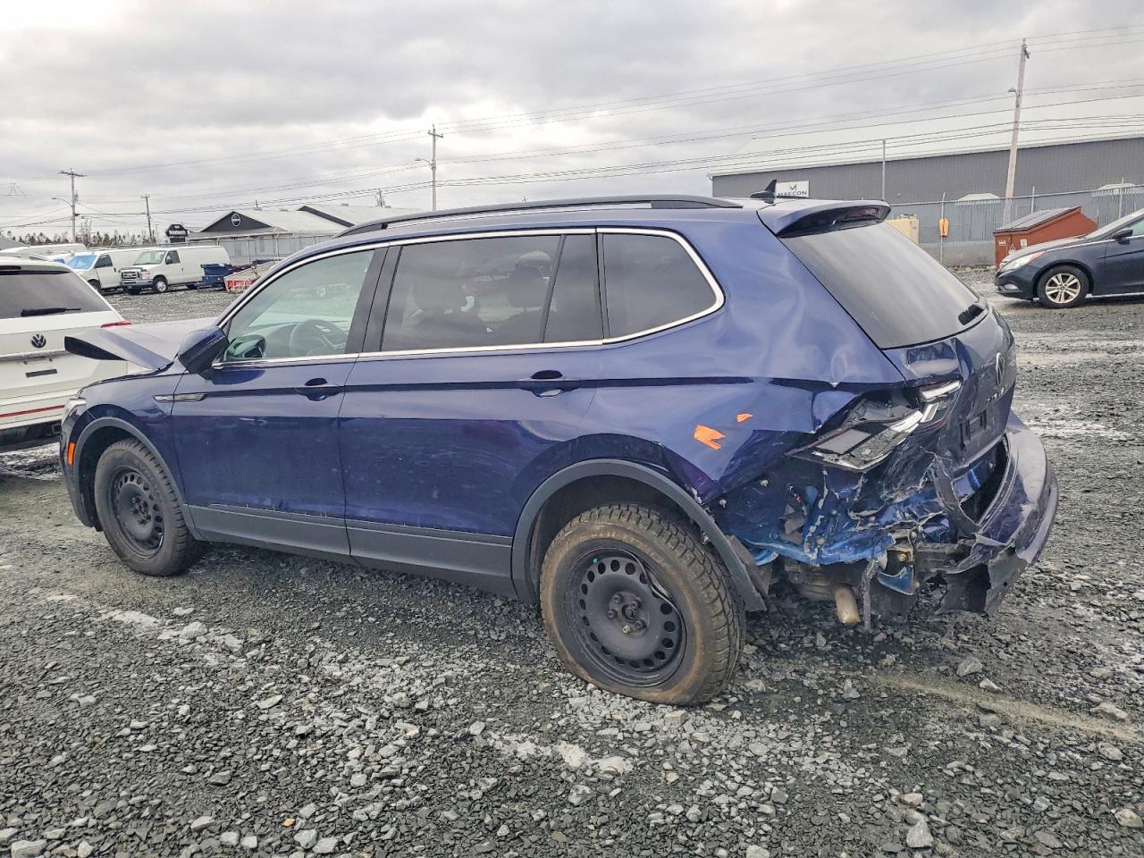 2024 Volkswagen Tiguan Se - Фото 2