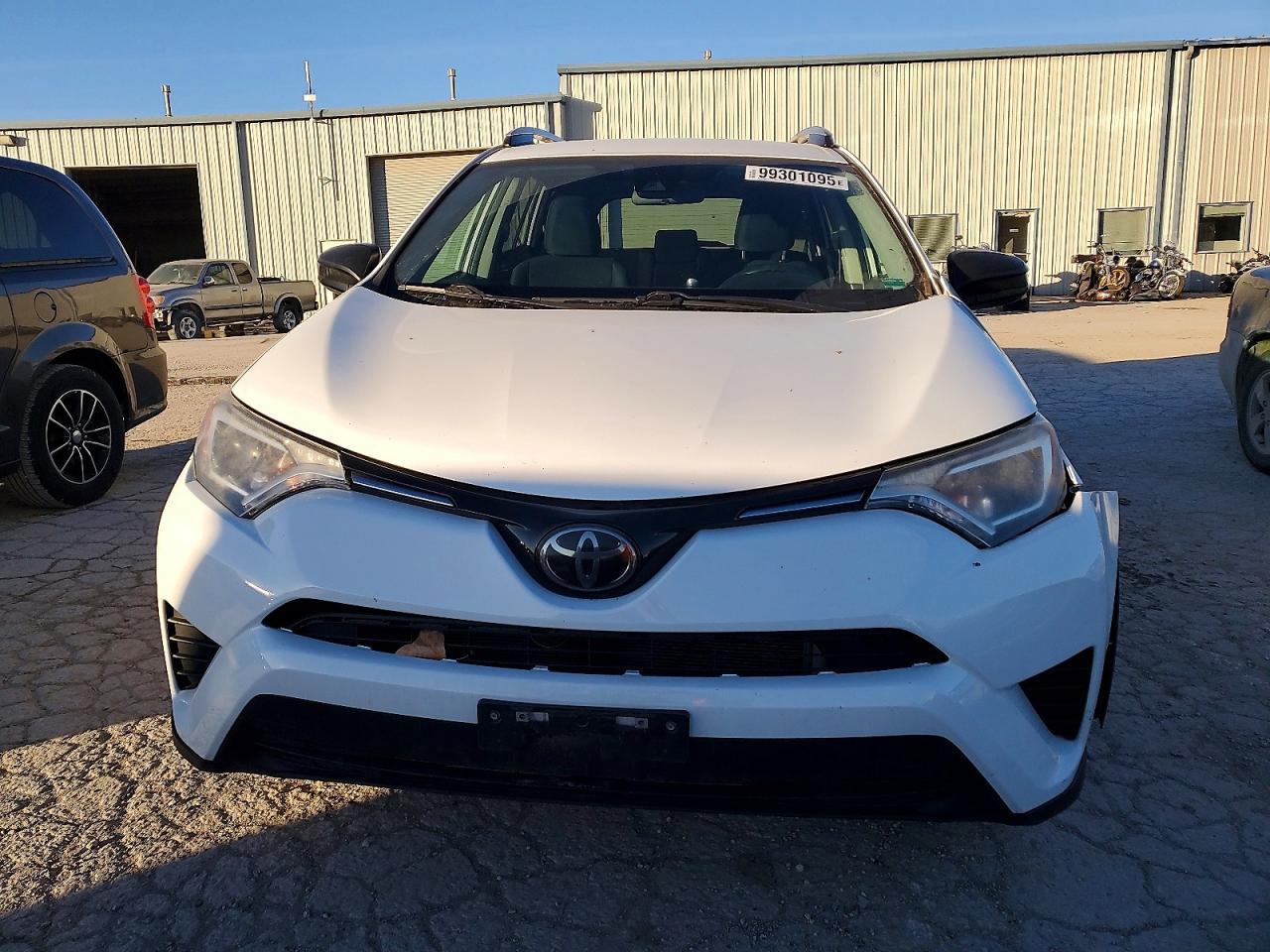 2018 Toyota Rav4 Le - Фото 5