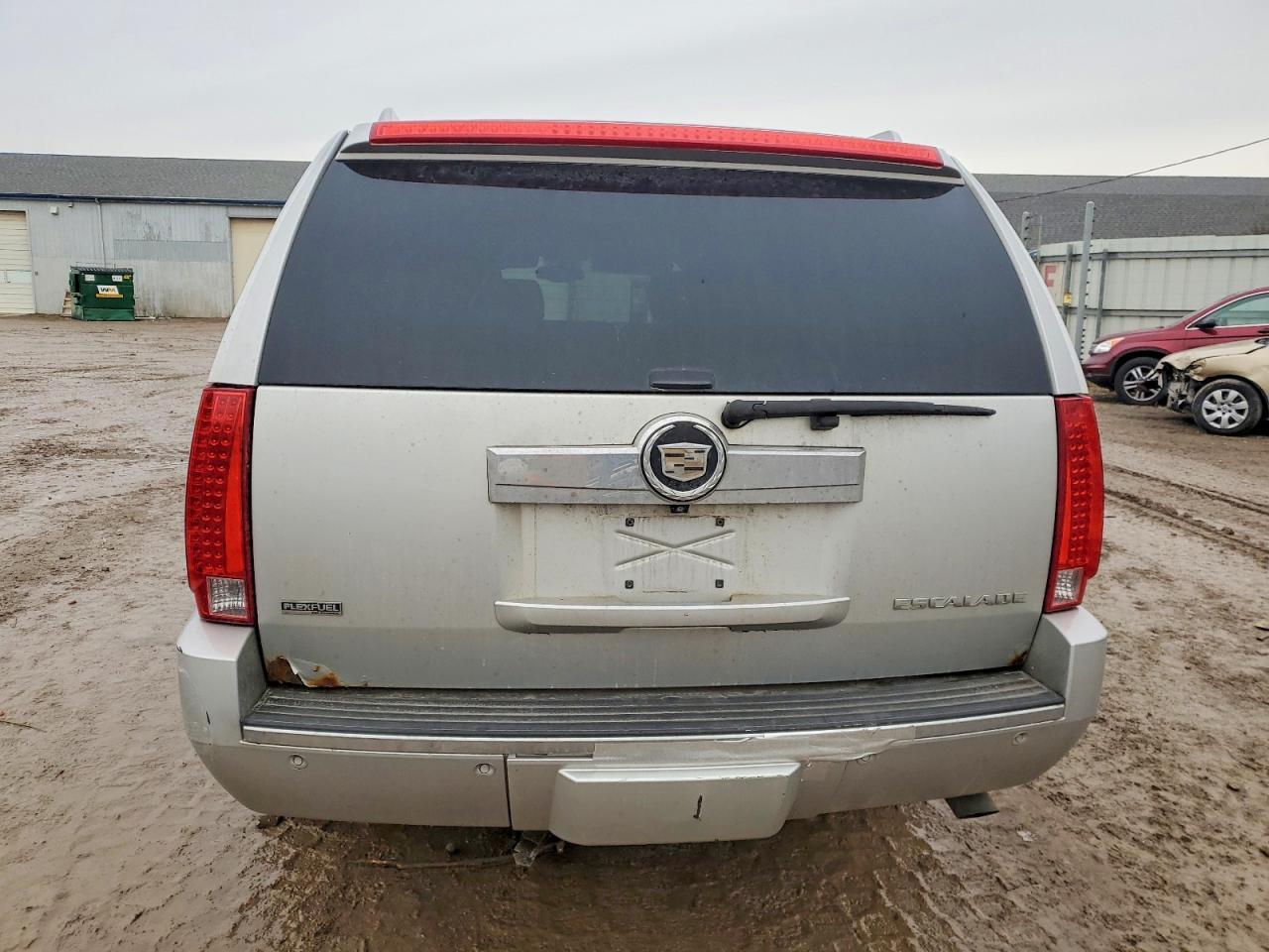 2011 Cadillac Escalade Esv Luxury - Image 6