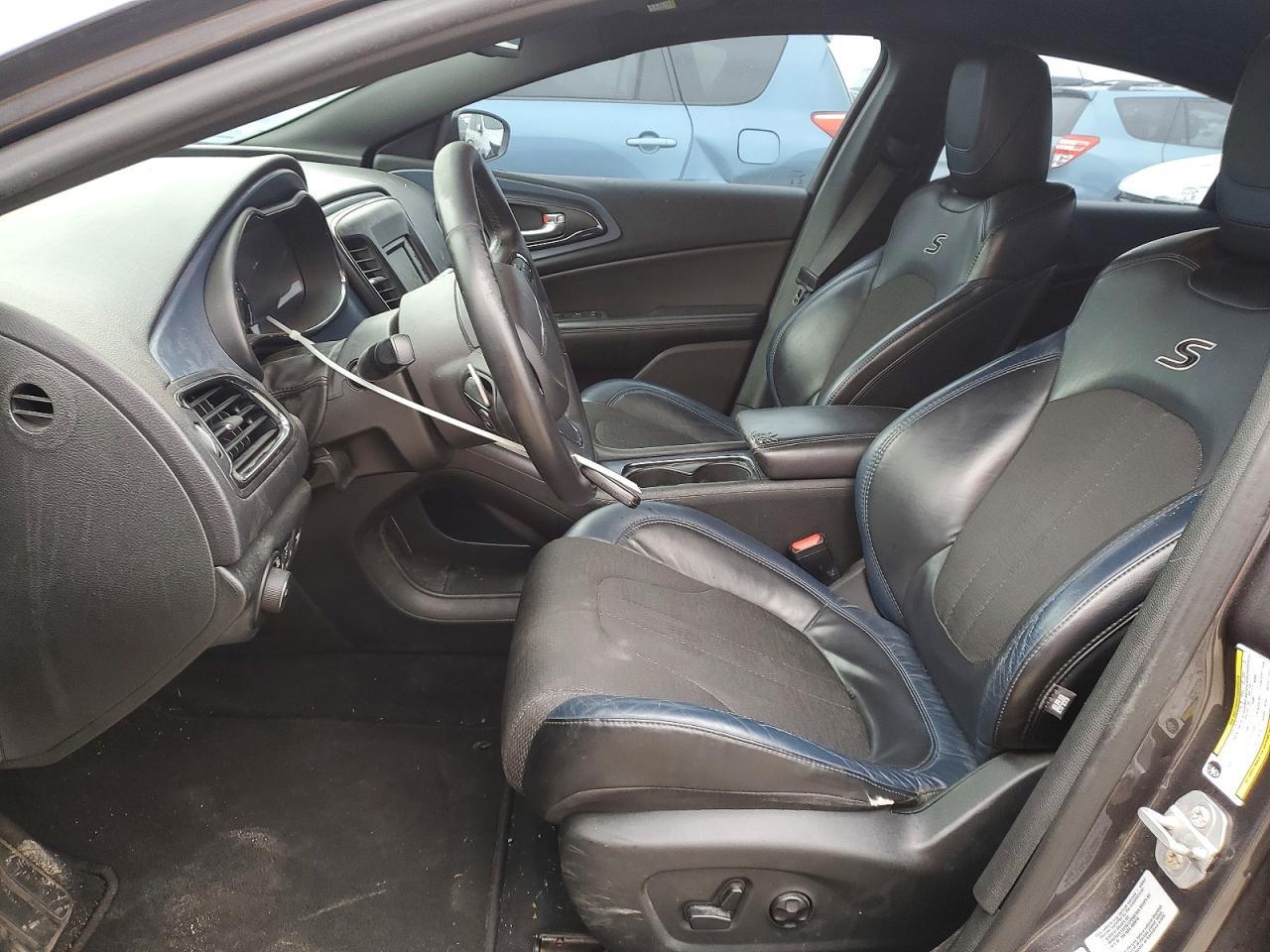 2015 Chrysler 200 S - Фото 7
