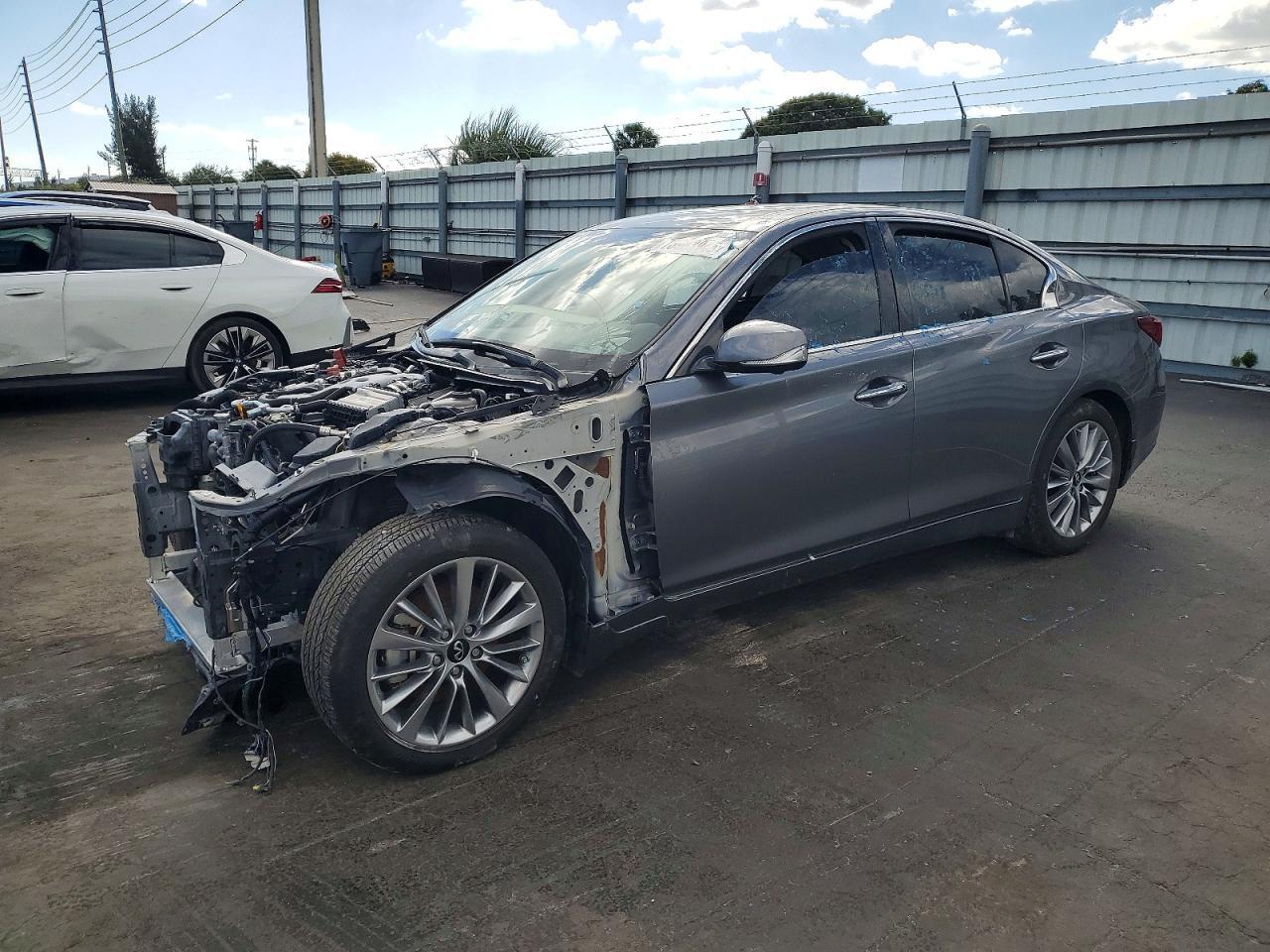 2023 Infiniti Q50 Luxe