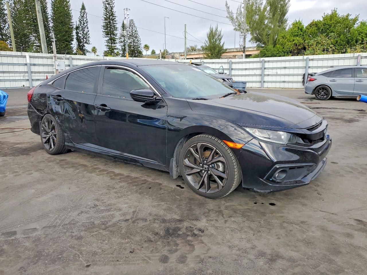 2020 Honda Civic Sport - Фото 4