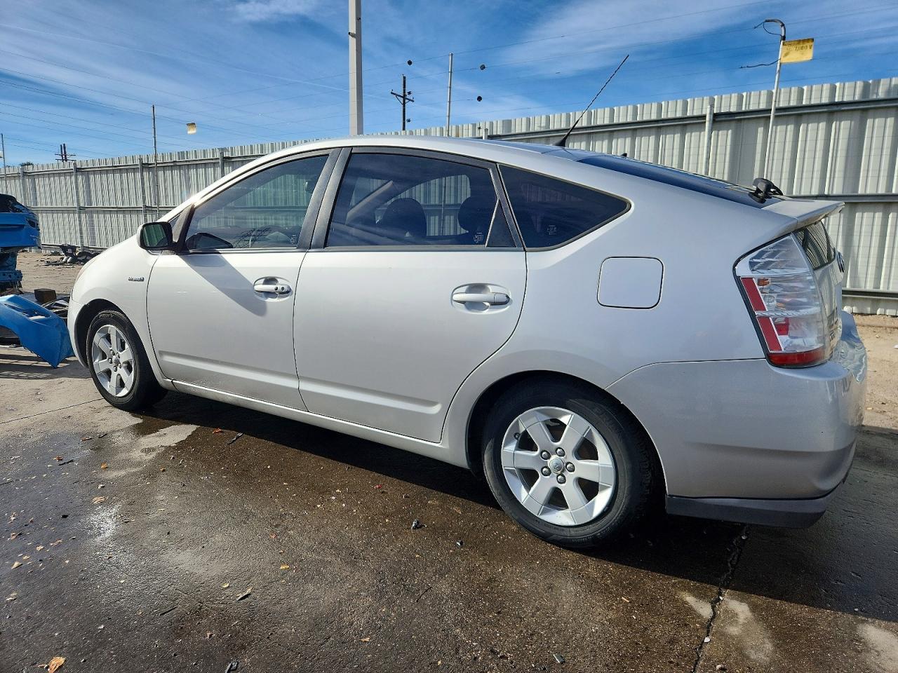 2008 Toyota Prius Base - Image 2
