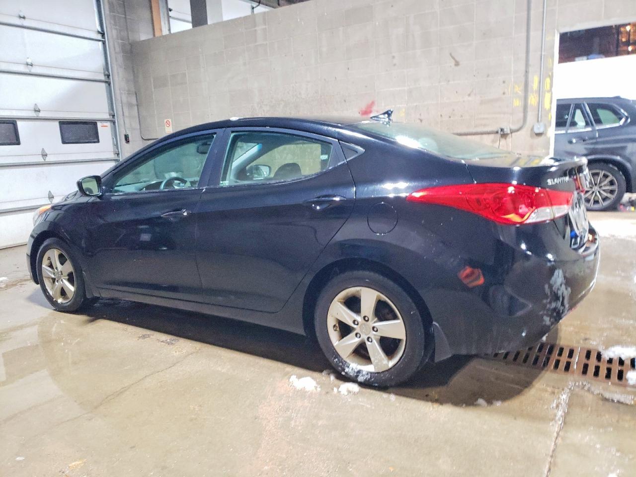 2013 Hyundai Elantra Gls - Фото 2