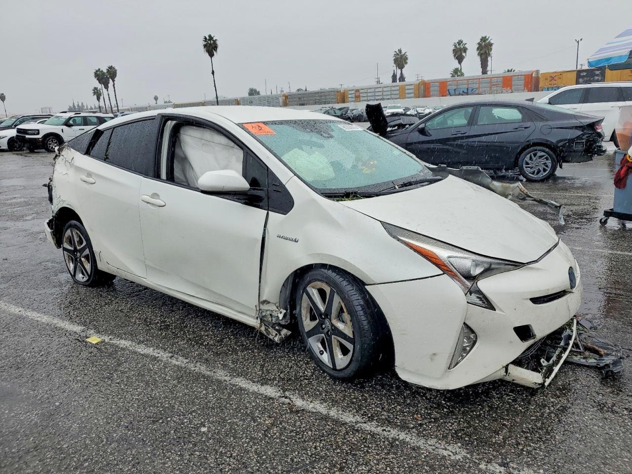 2016 Toyota Prius - Image 4