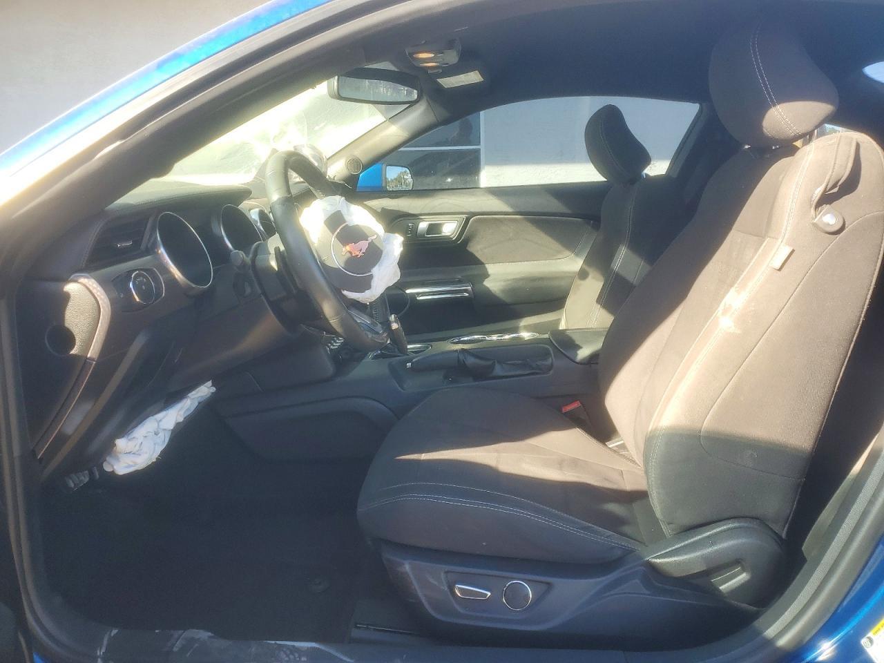 2018 Ford Mustang - Фото 7