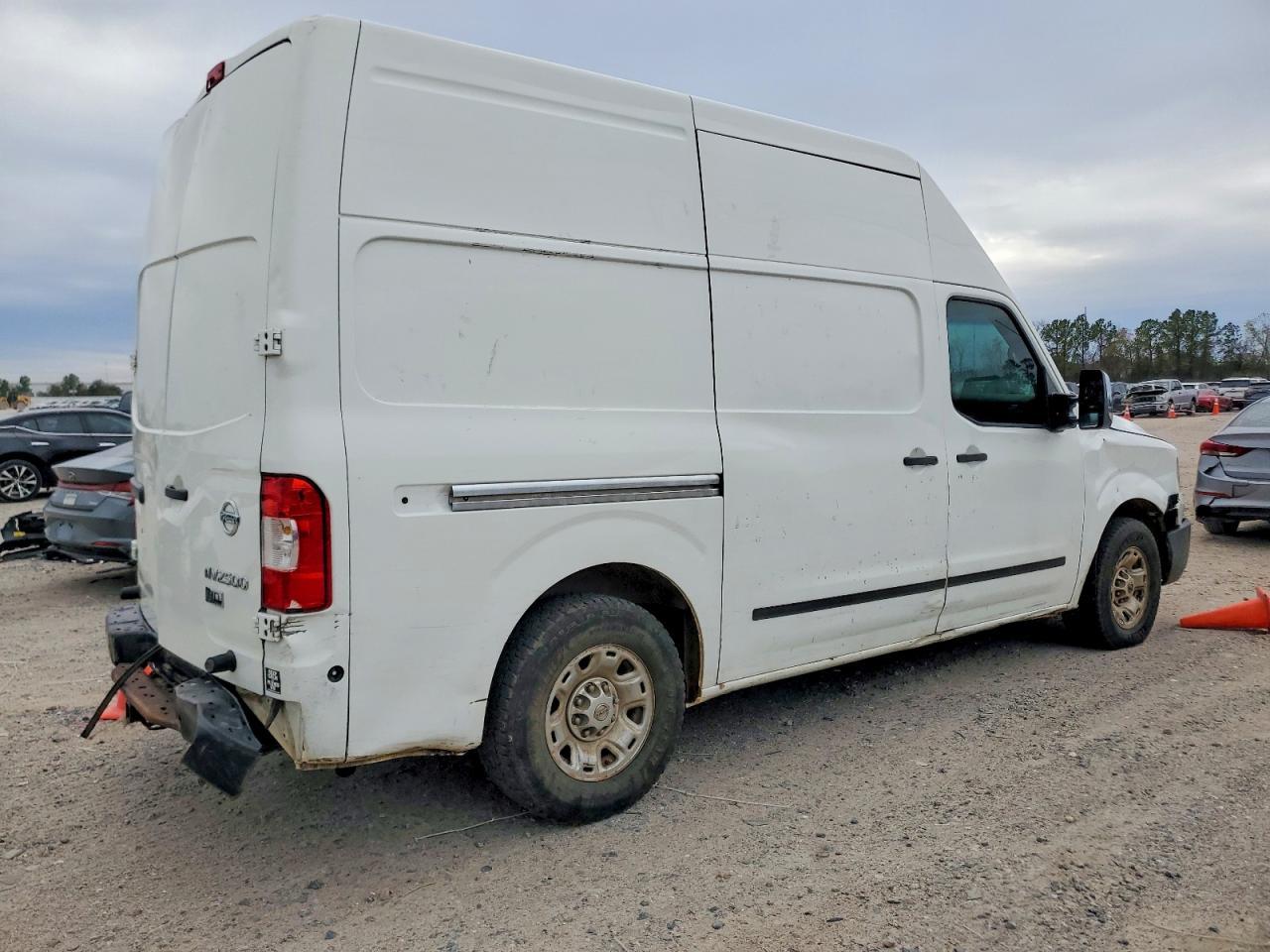 2016 Nissan Nv 2500 S - Image 3