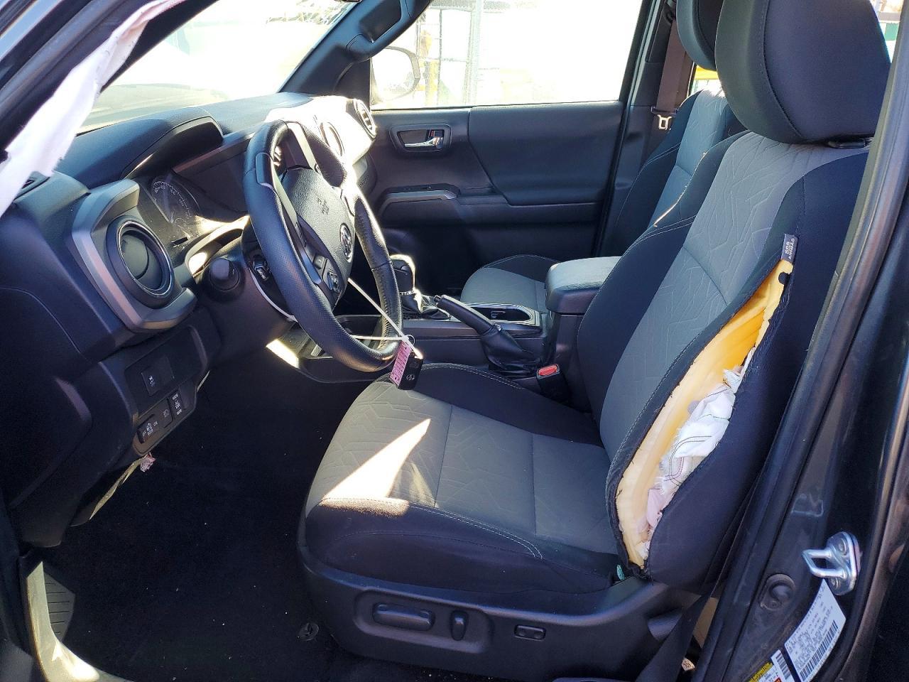 2023 Toyota Tacoma Double Cab - Image 7