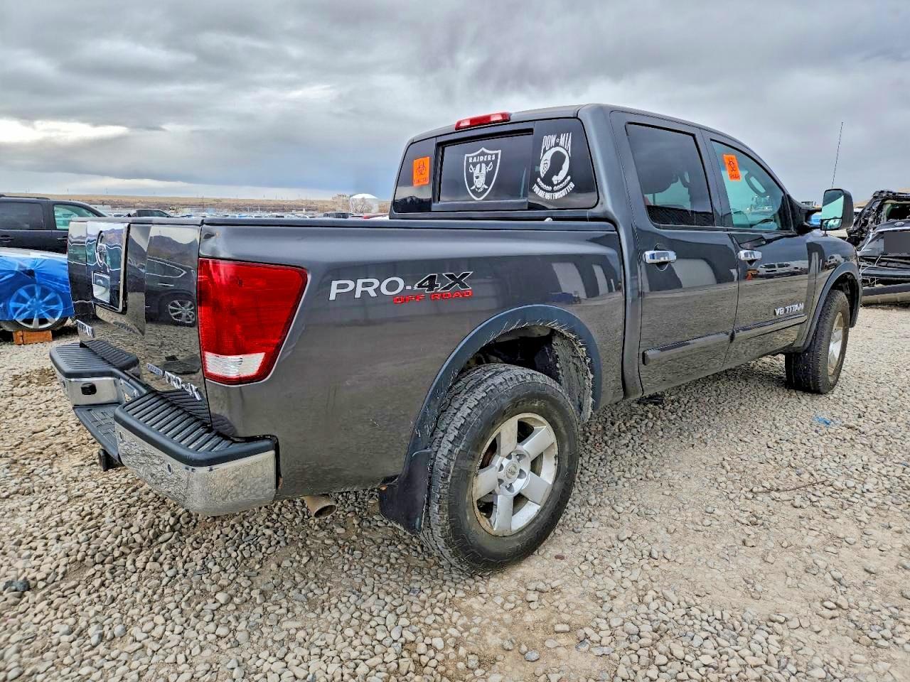 2011 Nissan Titan Sv - Фото 3