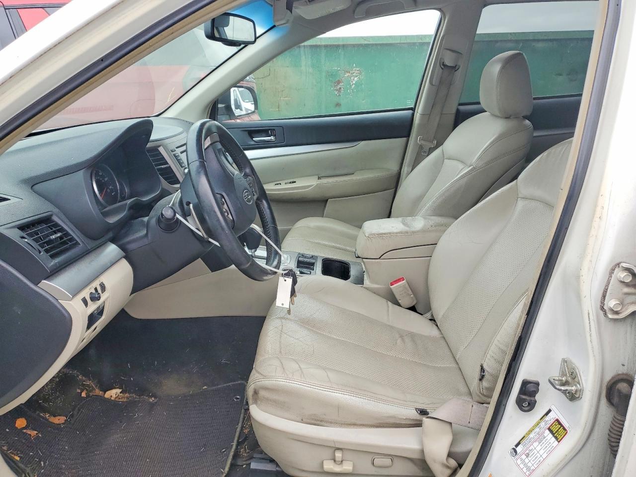 2014 Subaru Outback 2.5I Premium - Фото 7