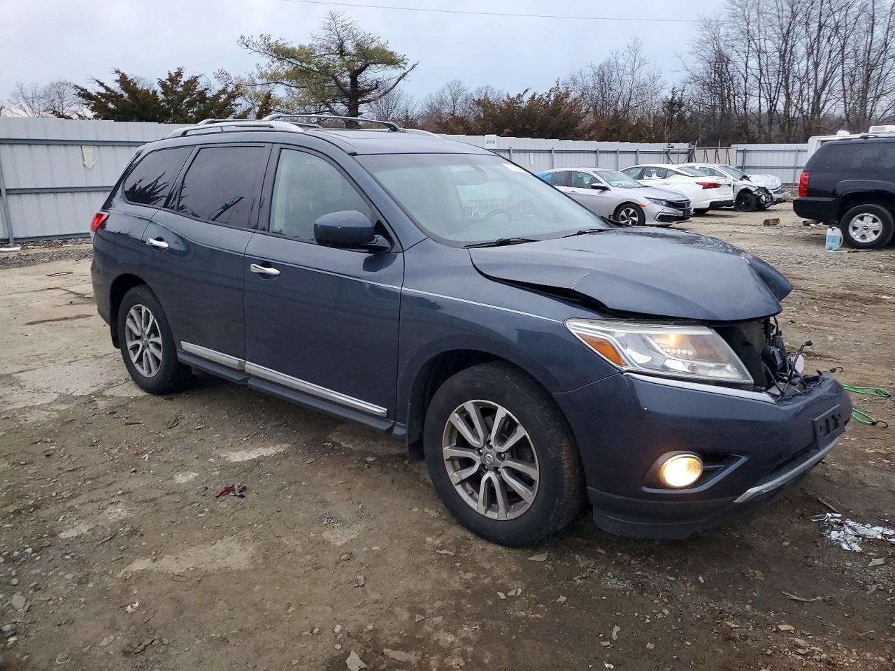 2016 Nissan Pathfinder S - Фото 4