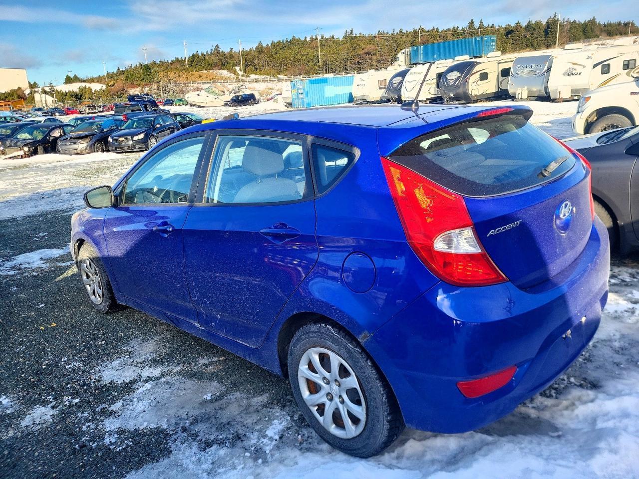 2014 Hyundai Accent Gls - Фото 2