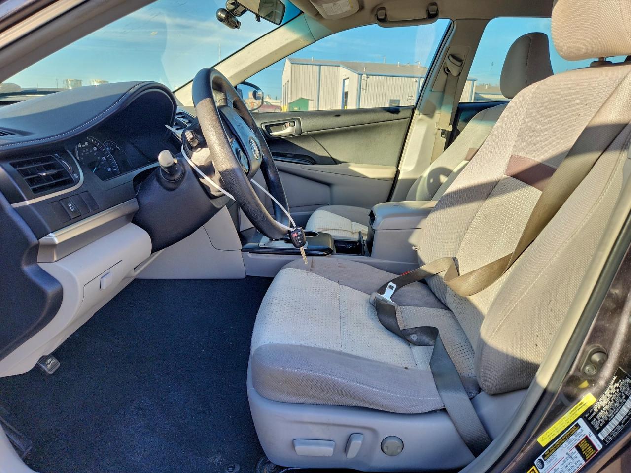 2014 Toyota Camry L - Фото 7