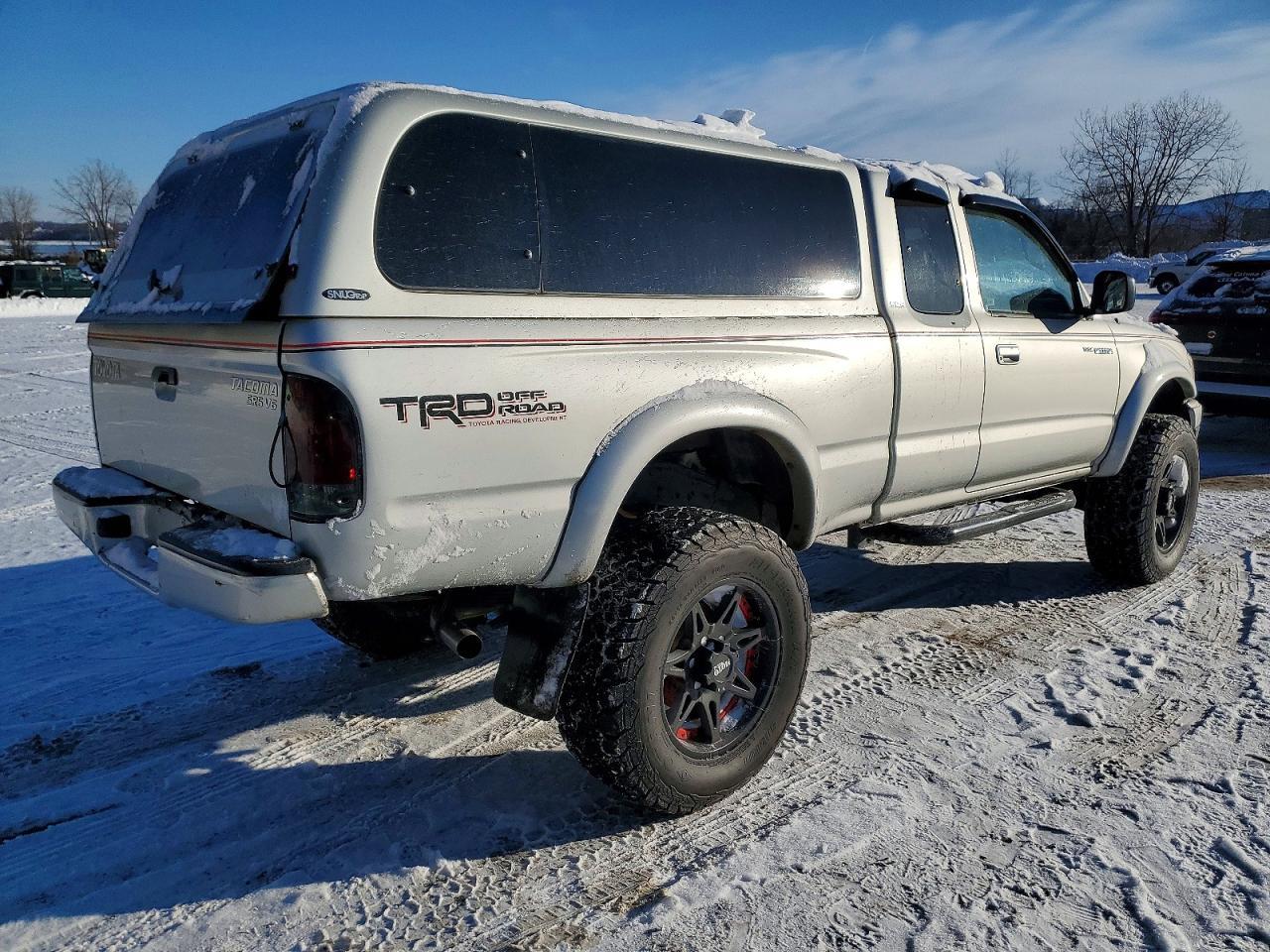 2002 Toyota Tacoma - Фото 3