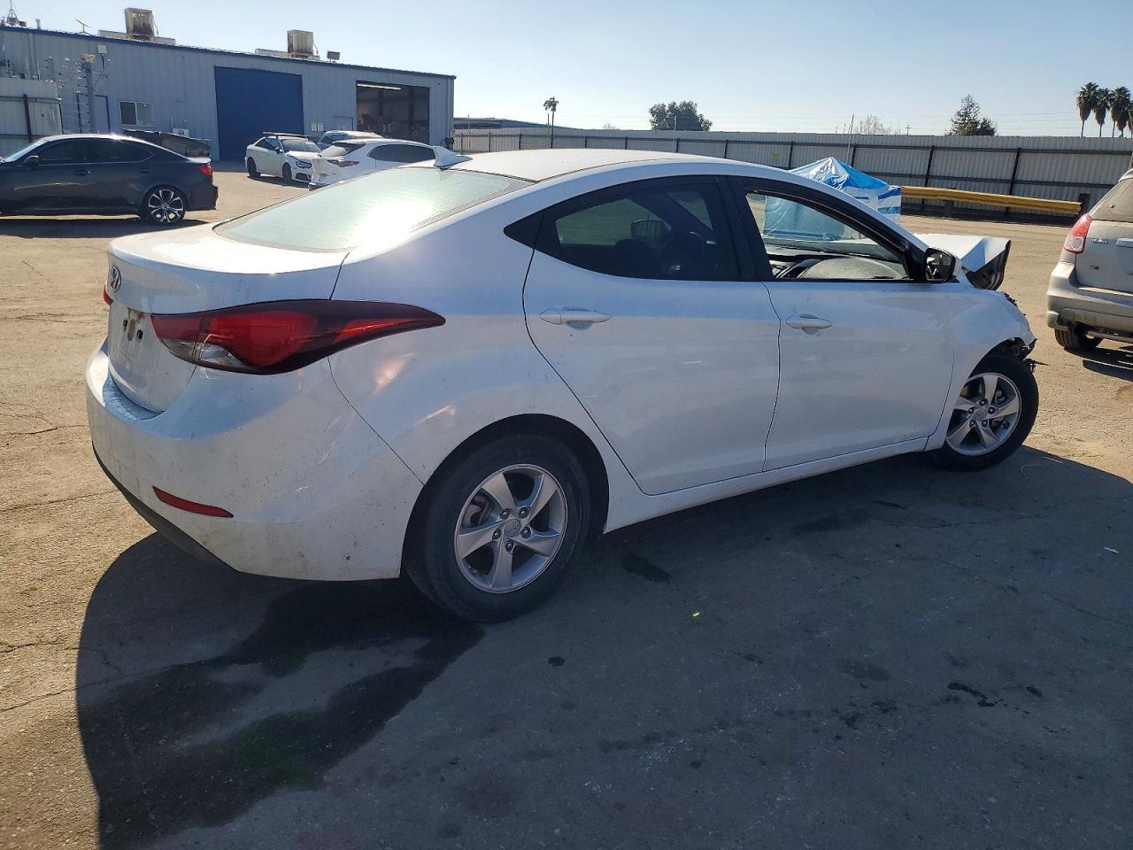 2015 Hyundai Elantra Se - Image 3