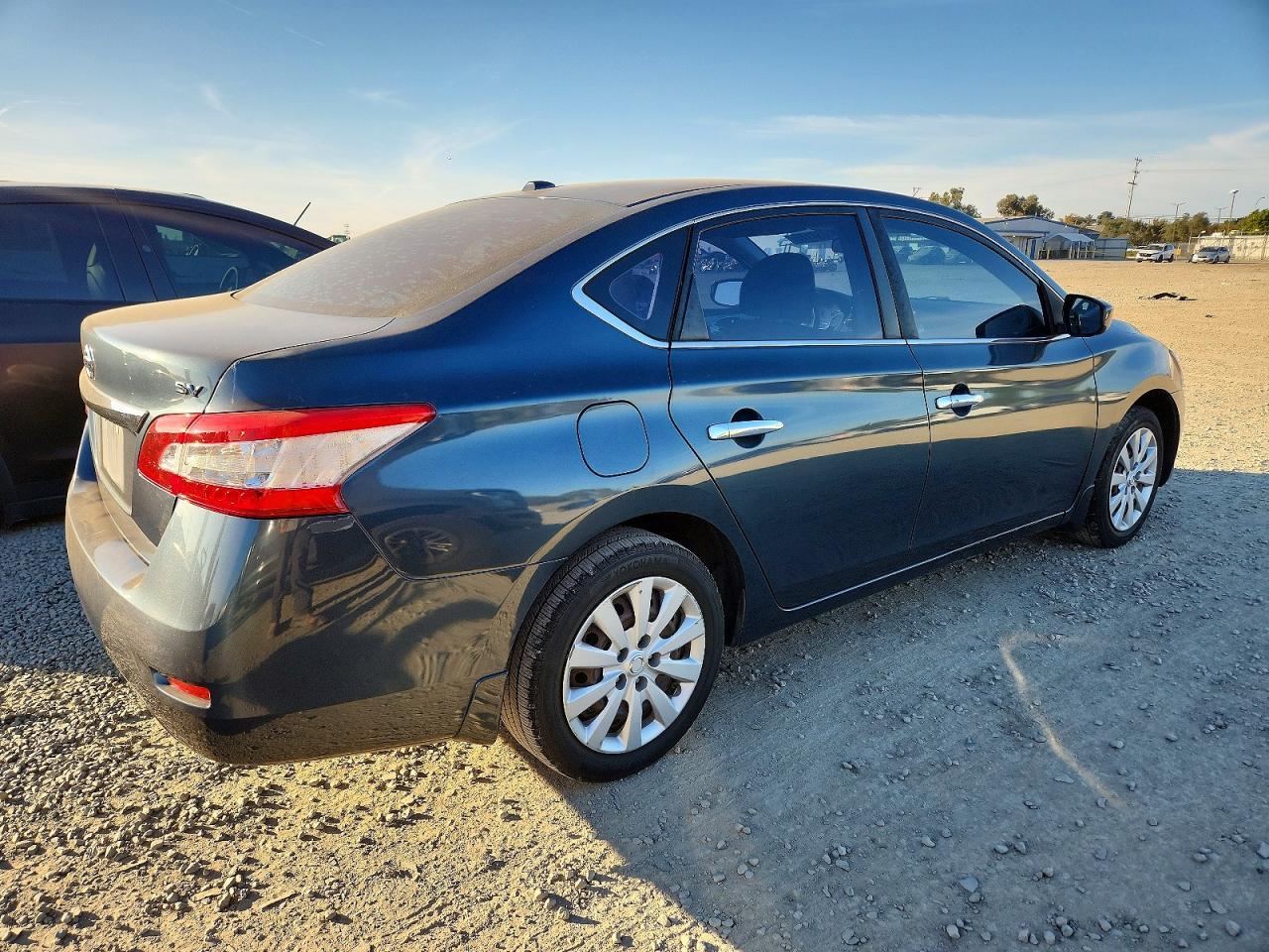 2015 Nissan Sentra S - Фото 3