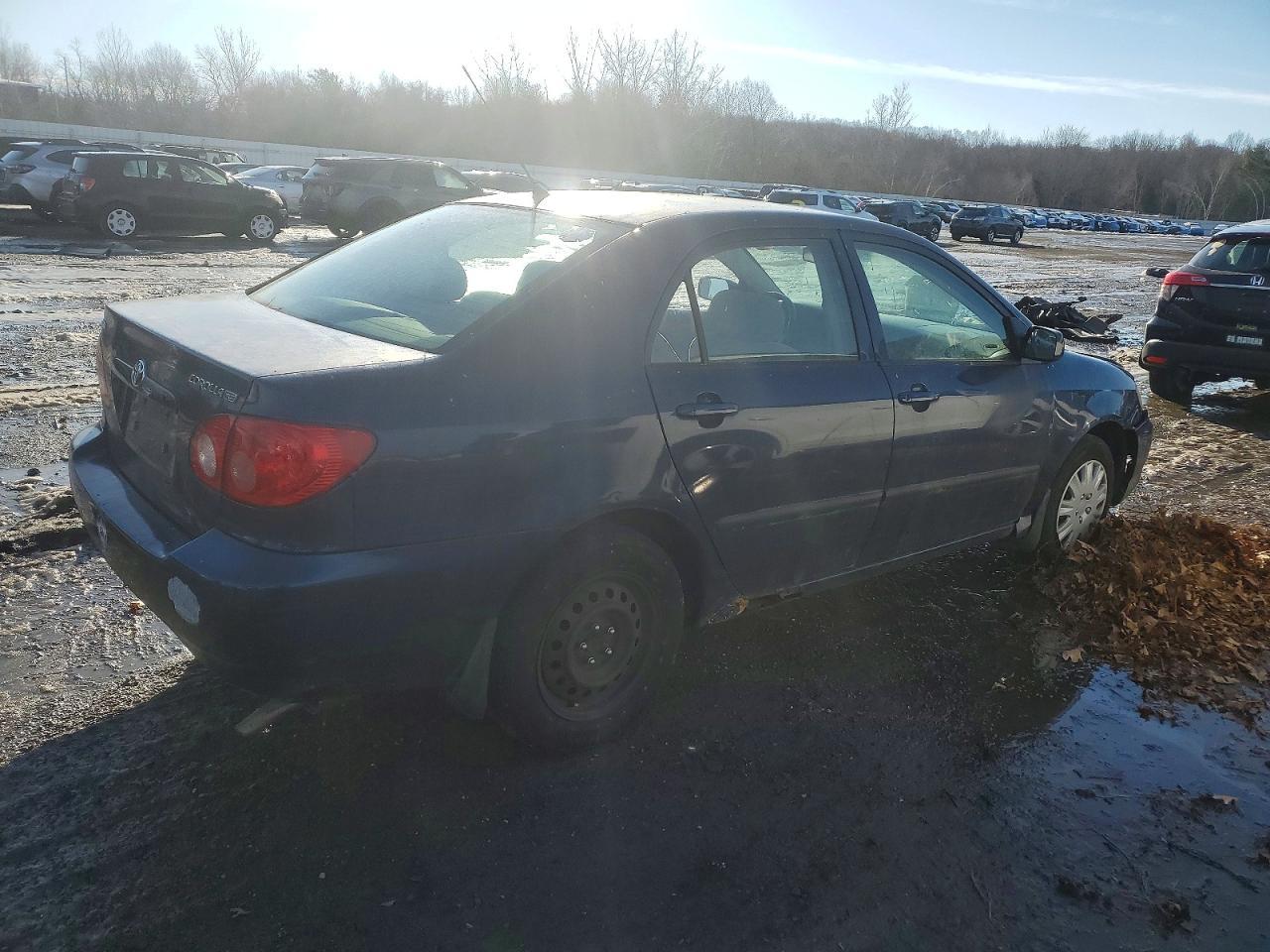 2005 Toyota Corolla Ce - Image 3