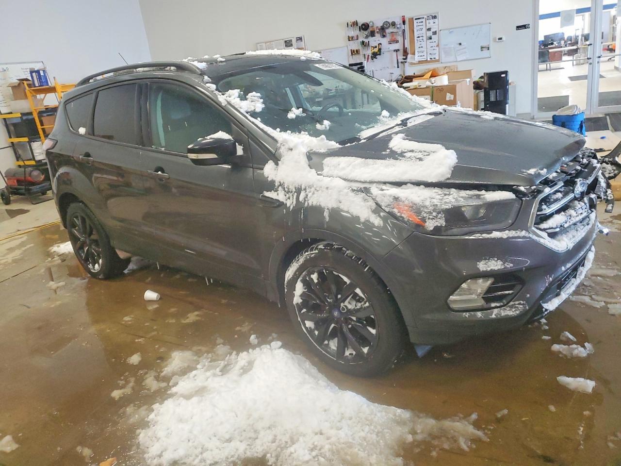 2017 Ford Escape Titanium - Фото 4