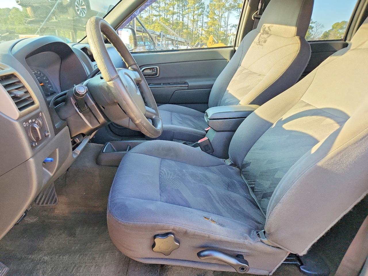 2005 Chev Colorado - Image 7