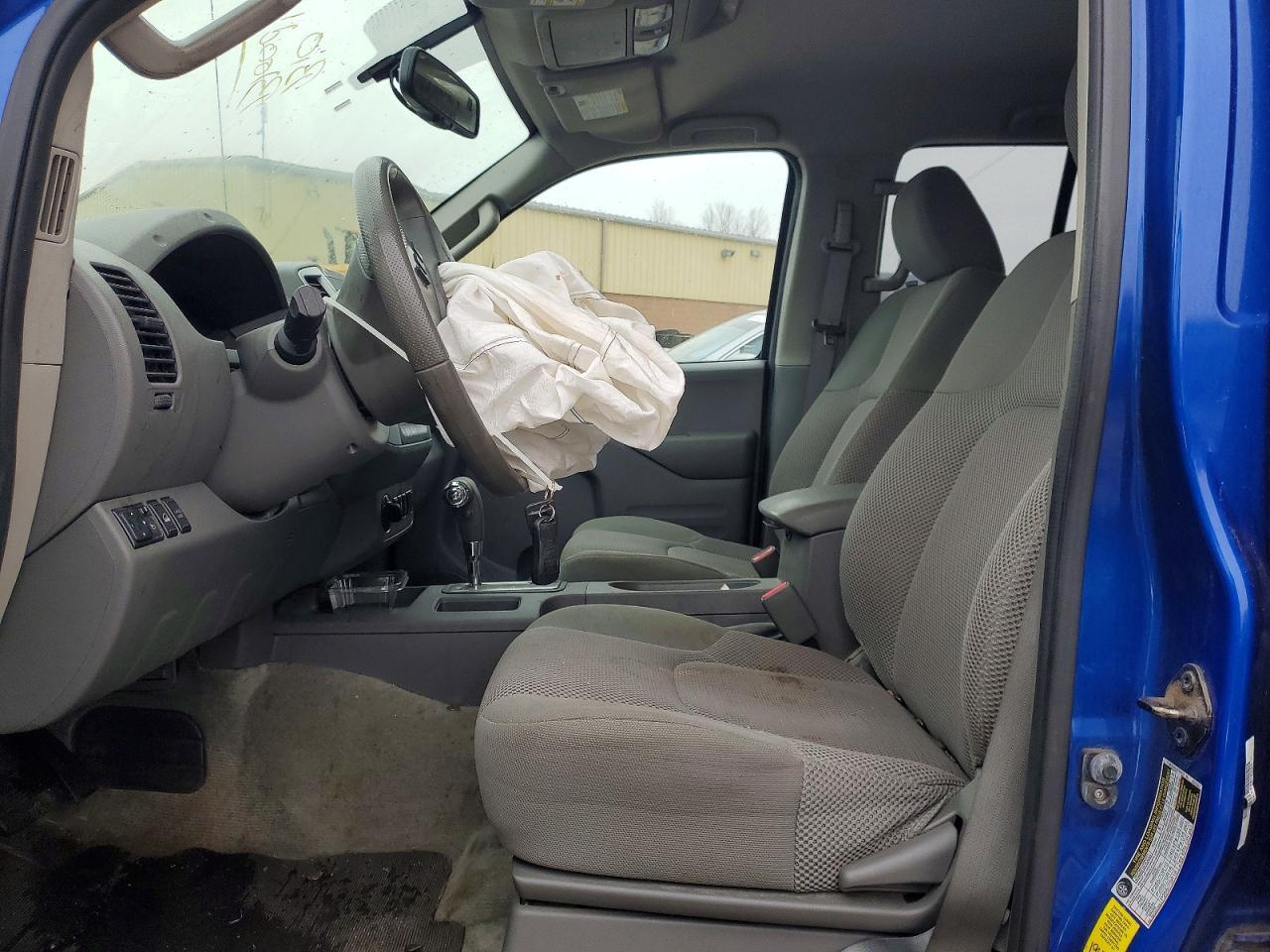 2015 Nissan Frontier S - Image 7