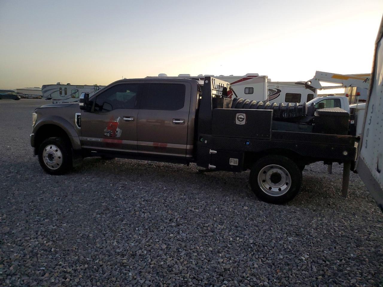 2022 Ford F450 Super Duty Utility / Service Truck - Фото 2
