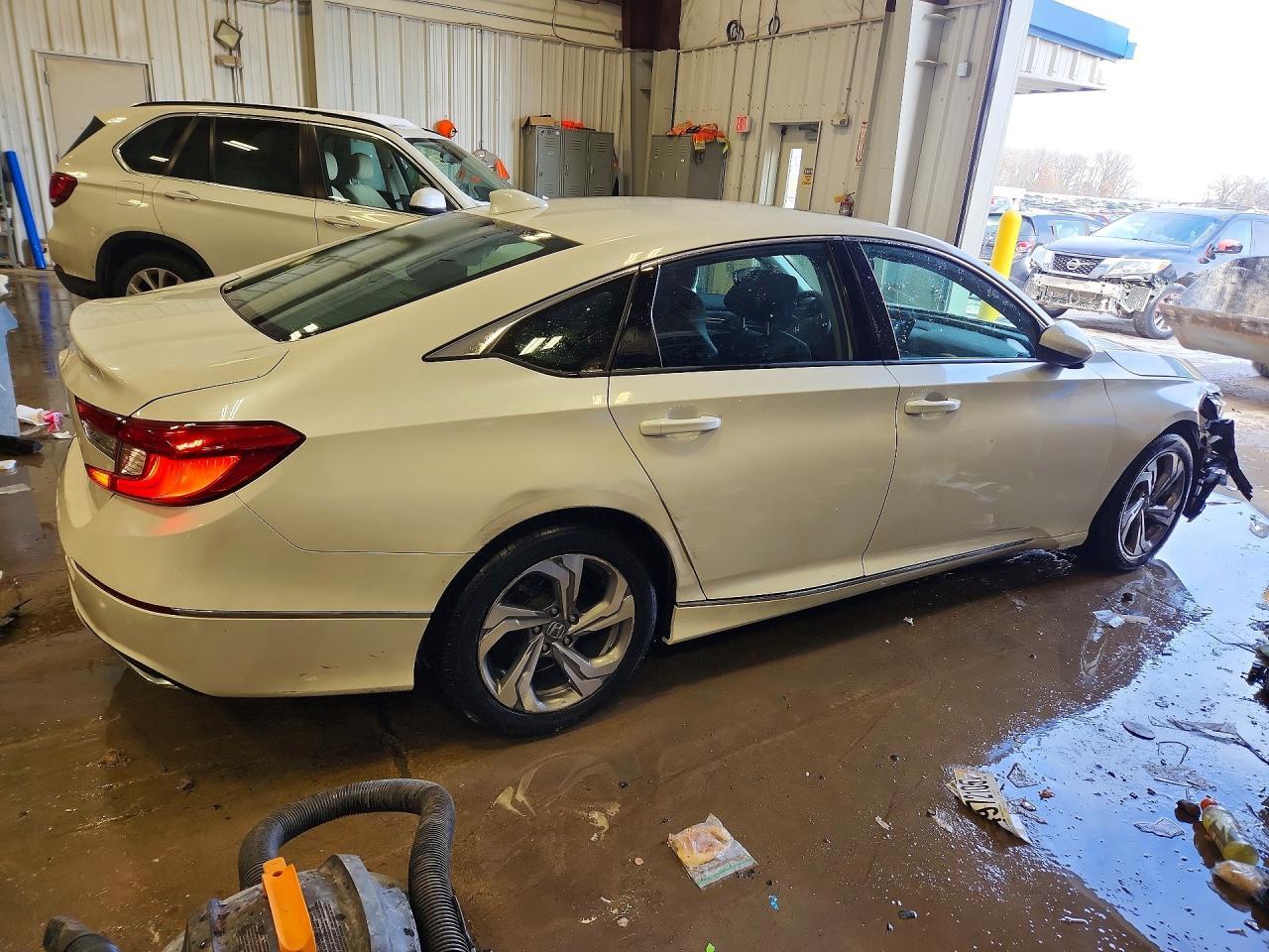 2020 Honda Accord Ex - Фото 3