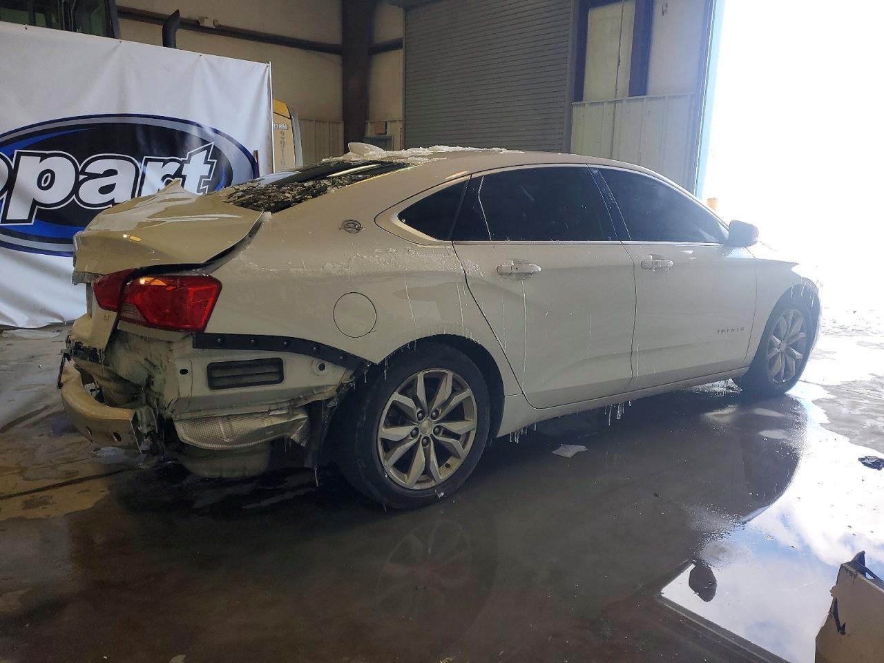2018 Chevrolet Impala Lt - Image 3