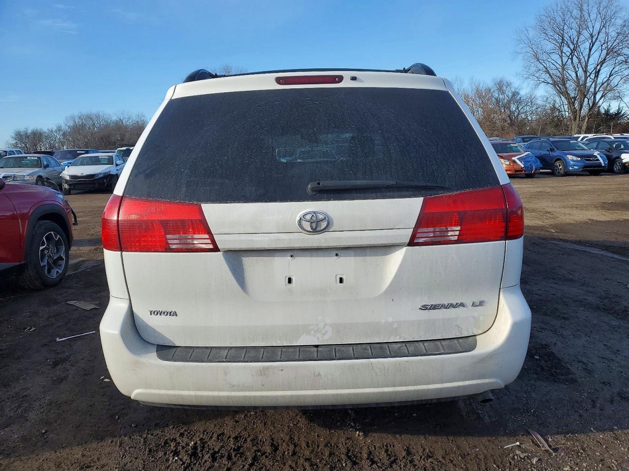 2004 Toyota Sienna Xle - Фото 6