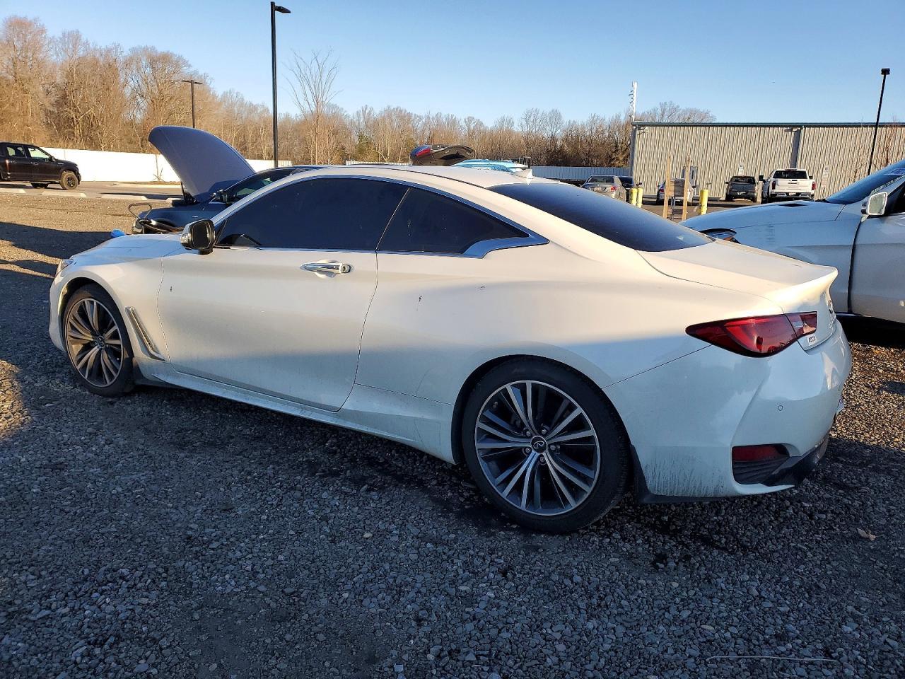 2021 Infiniti Q60 3.0T Luxe - Фото 2