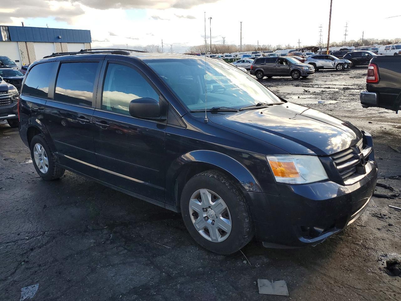 2010 Dodge Grand Caravan Se - Image 4