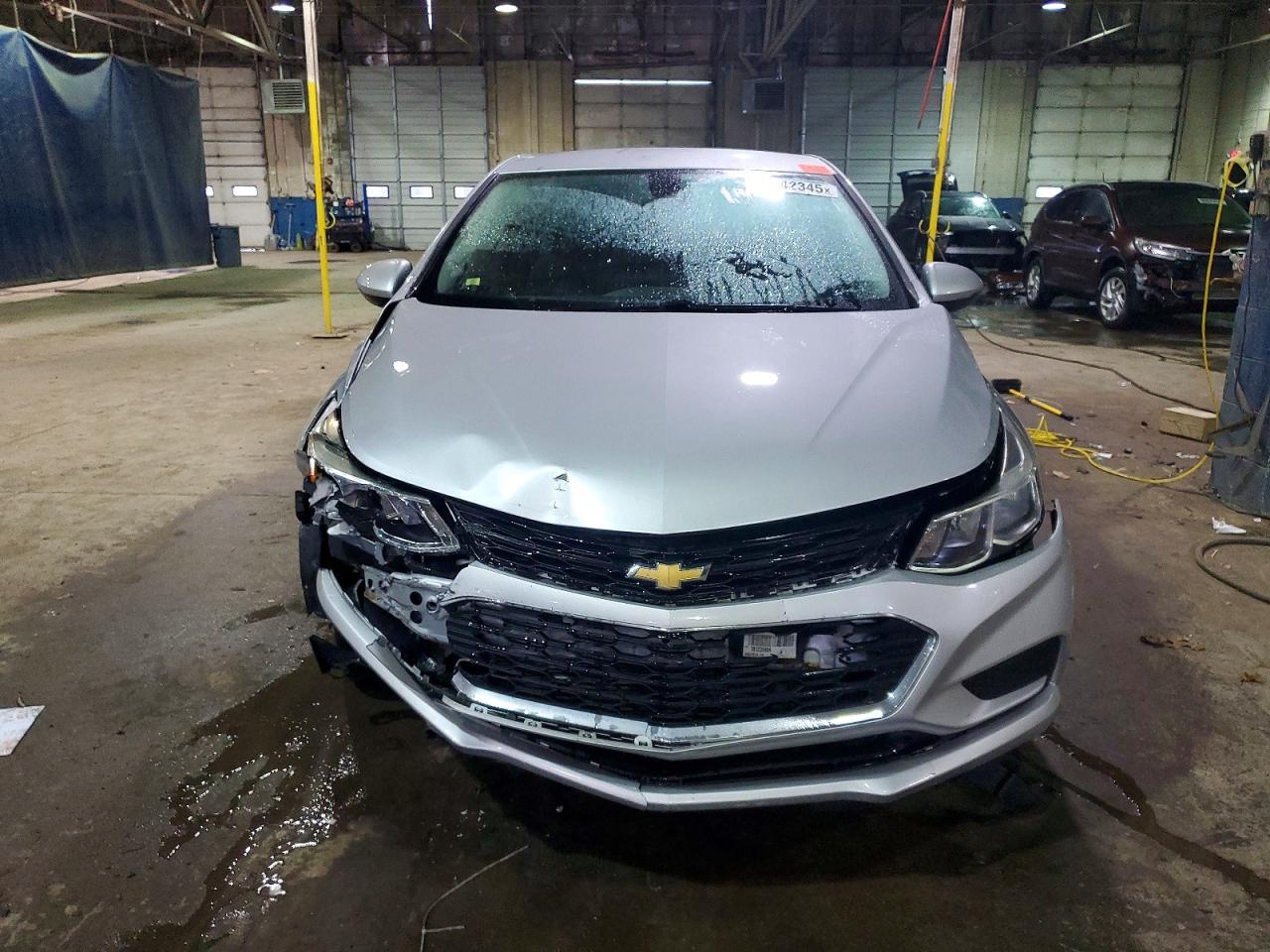 2018 Chevrolet Cruze Ls - Фото 5
