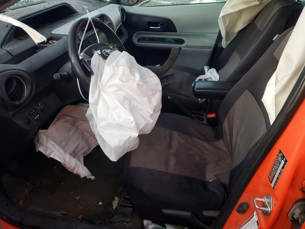 2012 Toyota Prius C Three - Фото 7