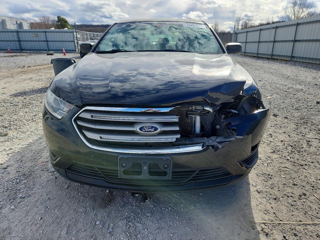 2015 Ford Taurus Se - Image 5