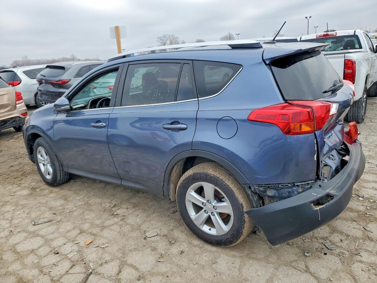 2014 Toyota Rav4 Xle - Фото 2