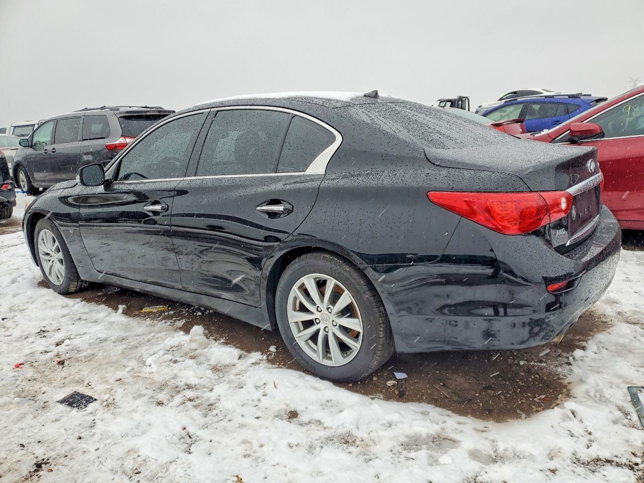 2015 Infiniti Q50 Premium - Image 2