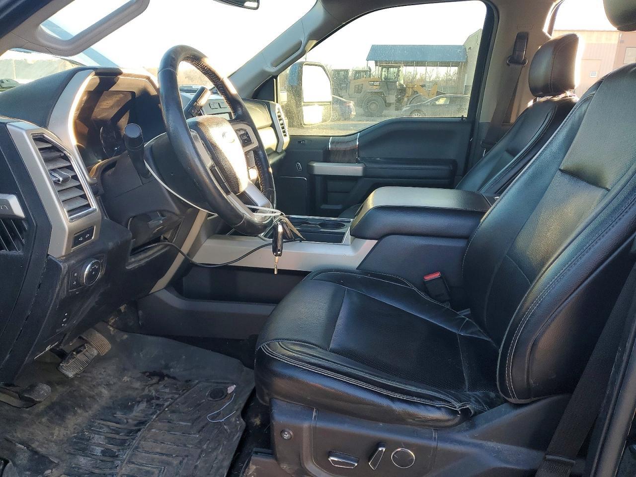 2017 Ford F250 Super Duty - Image 7