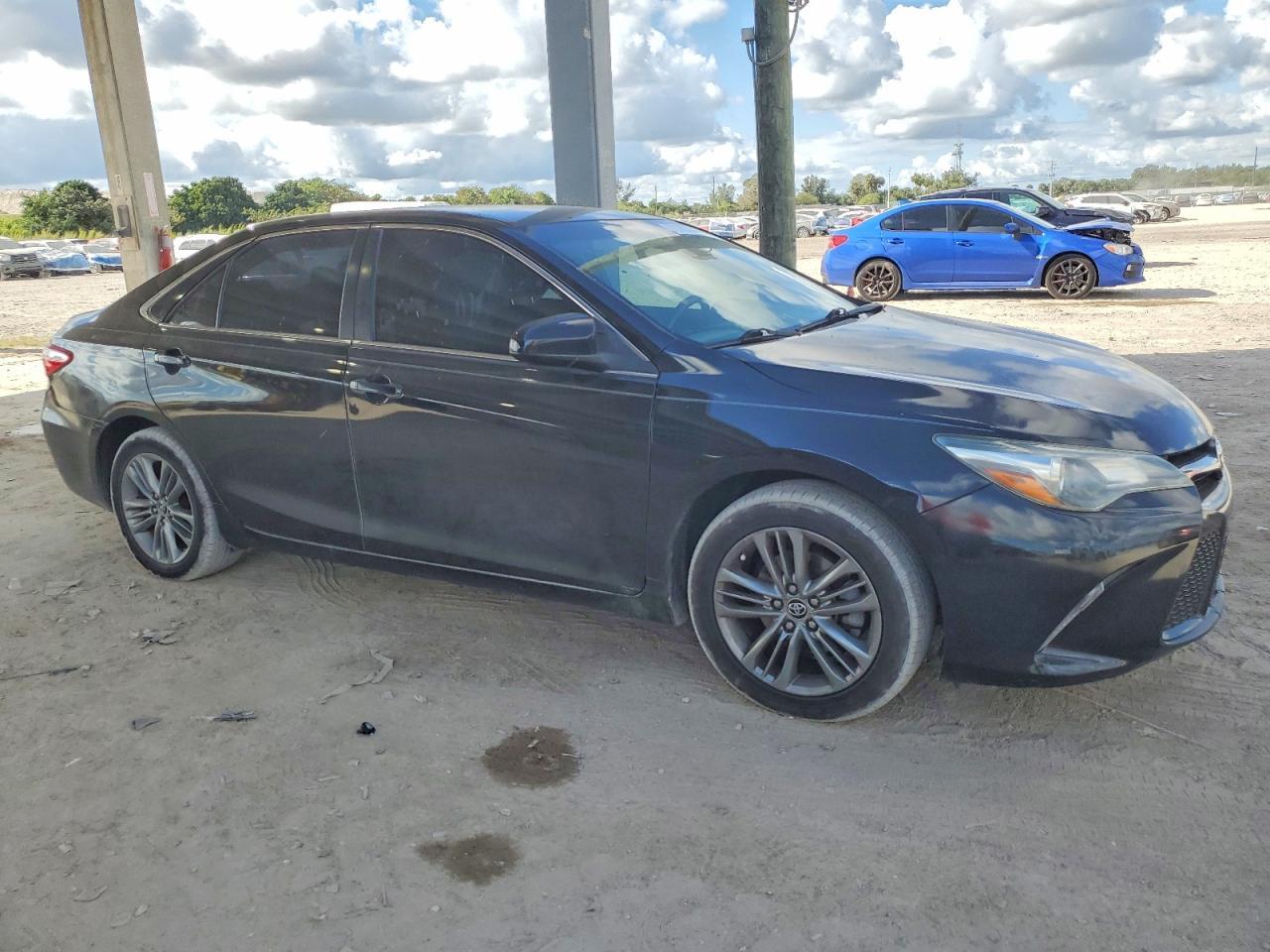 2015 Toyota Camry - Фото 4