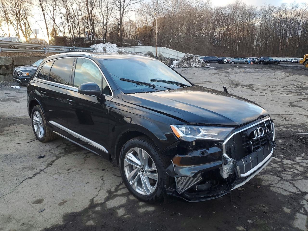 2022 Audi Q7 Premium Plus - Фото 4