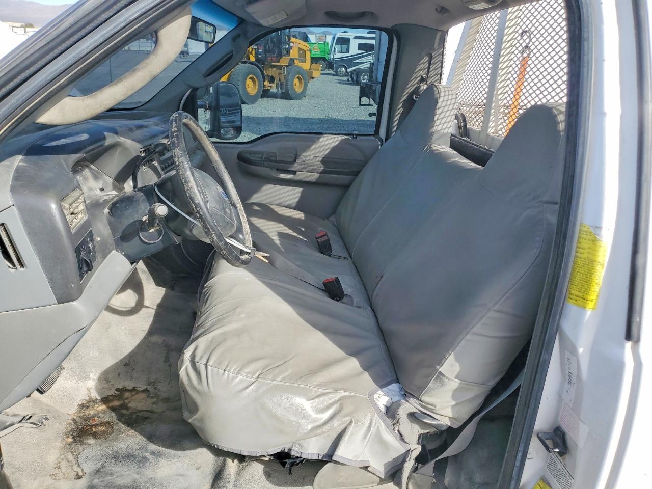 2004 Ford F350 Super Duty - Фото 7