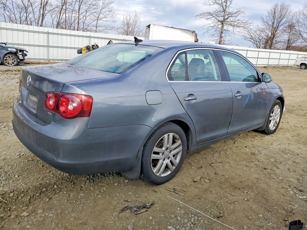 2010 Volkswagen Jetta Se - Фото 3