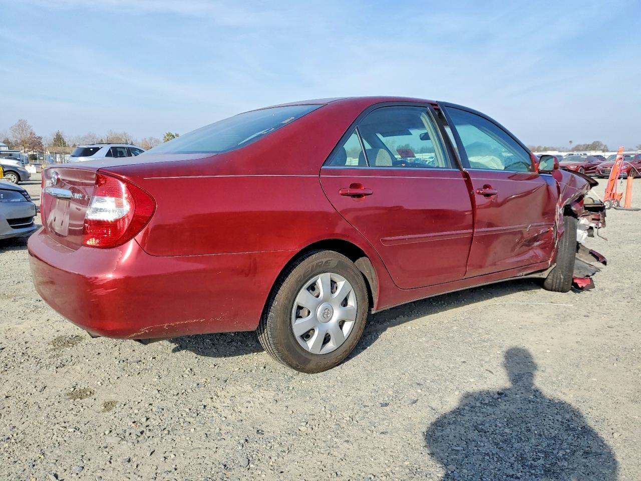 2002 Toyota Camry Le - Image 3