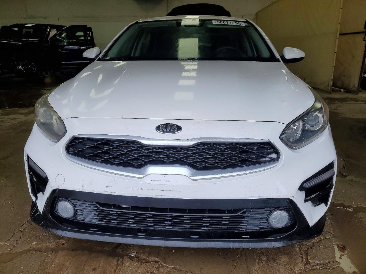 2019 Kia Forte Lxs - Фото 5