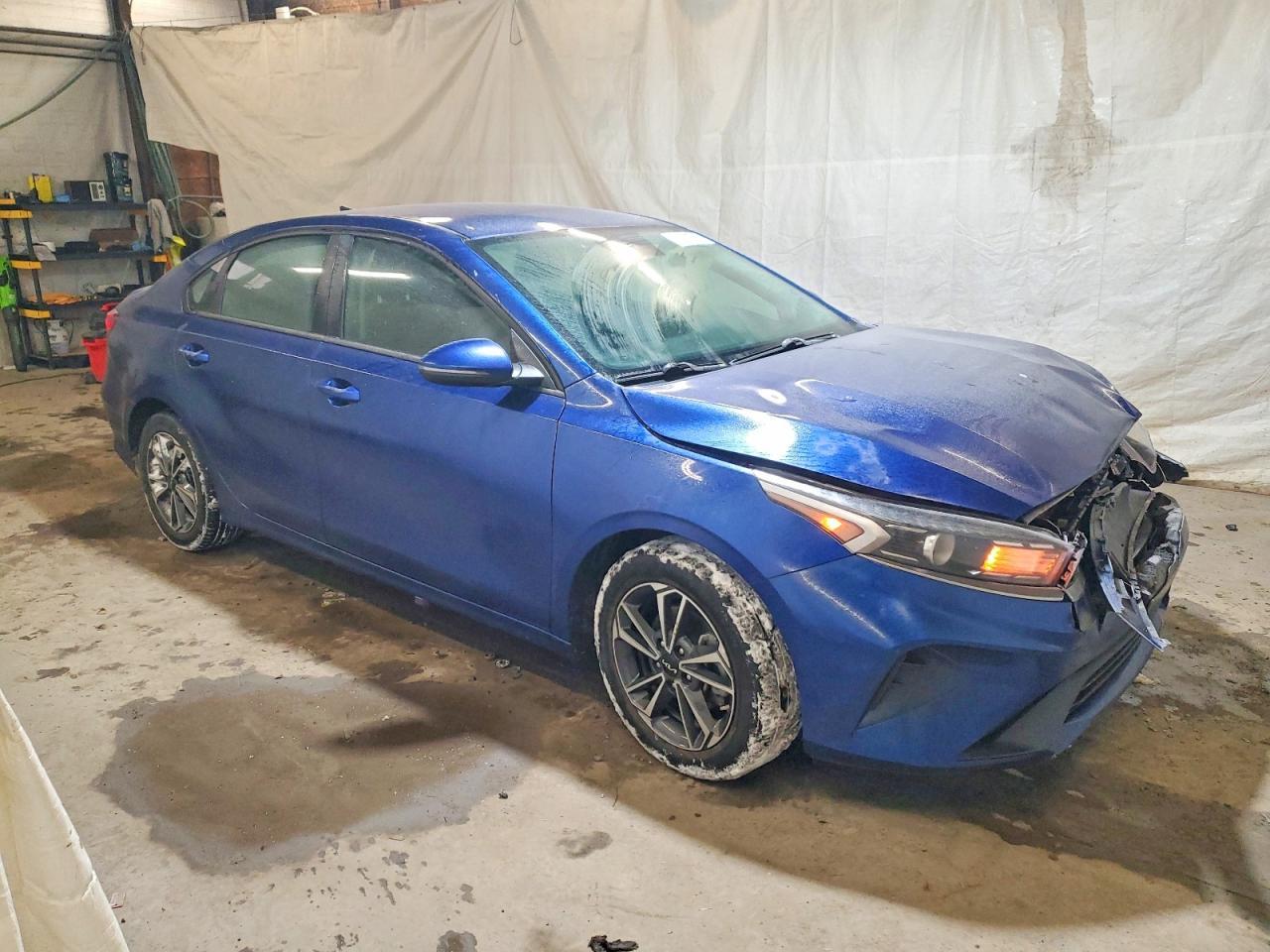 2022 Kia Forte Fe - Фото 4